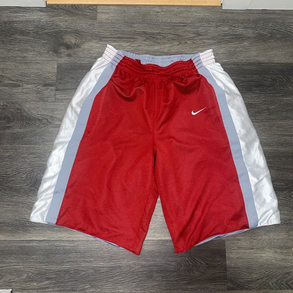 90s Nike Baggy Shorts